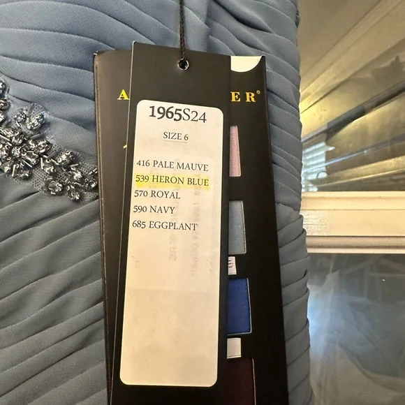 ✔️#78B BNWT ALEXANDER BY DAYMOR EVENING GOWN #1965 - Picture 4 of 17